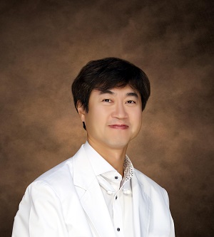 Dr. Jae Woong Lee