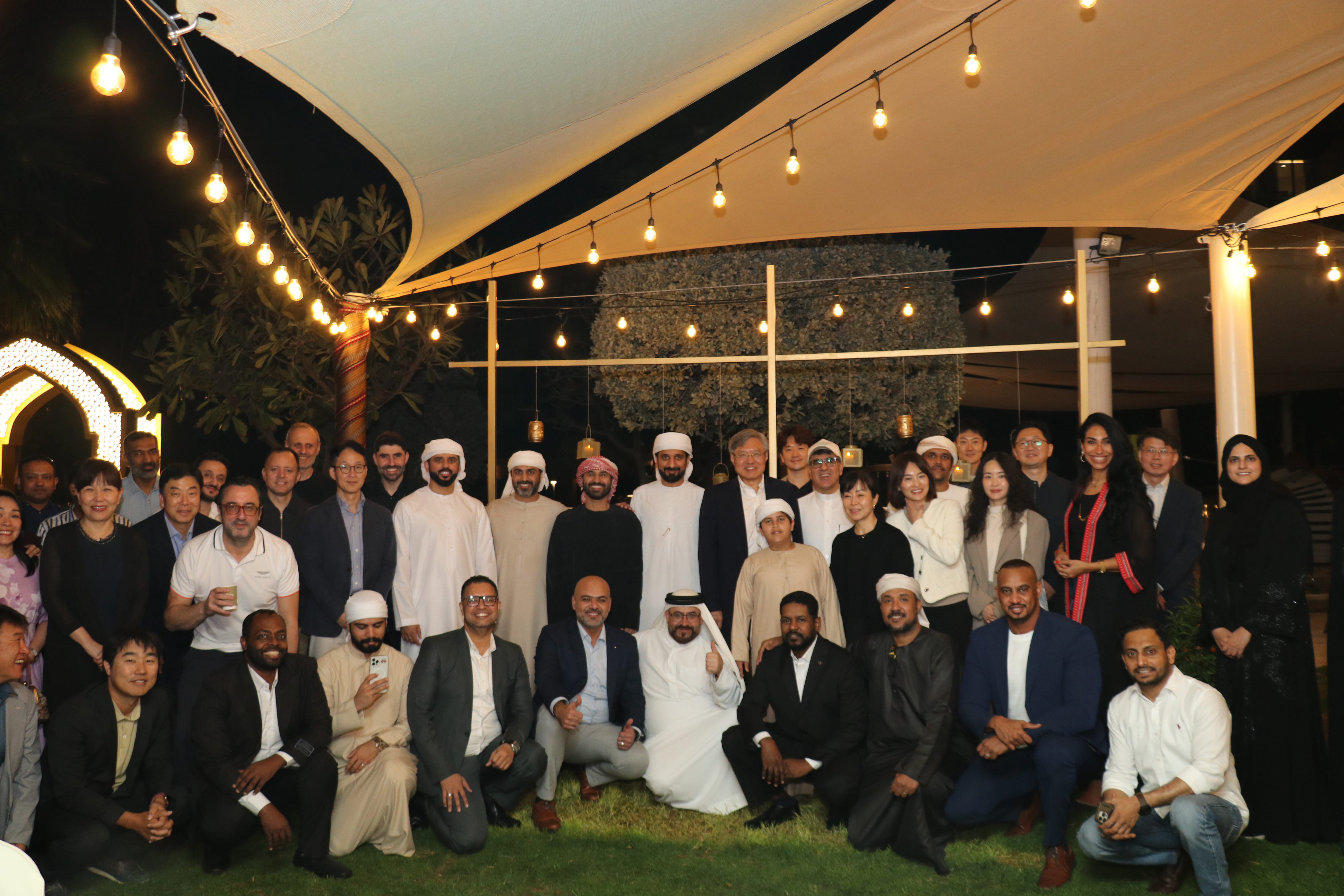 تجمع إفطار موظفي المستشفى حفل افطار لموظفي المستشفي خلال شهر رمضان ٢٠٢٦ 